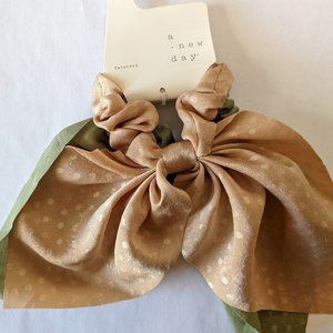 Olive and Tan Twisters Scrunchies